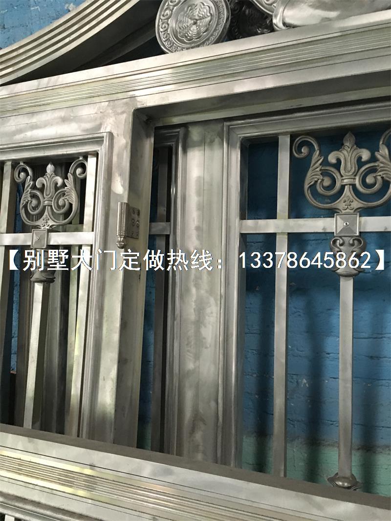 别墅大门烤漆前-别墅烤漆门工艺