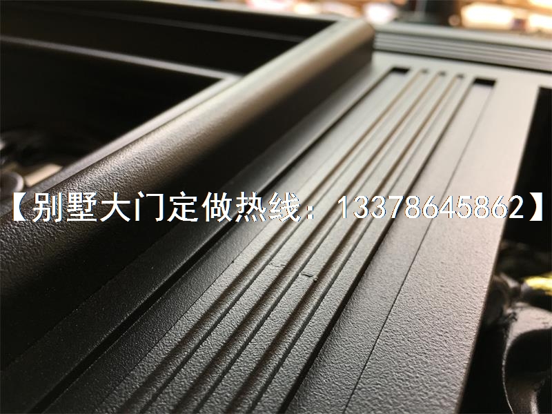 别墅大门烤漆后-别墅烤漆门工艺